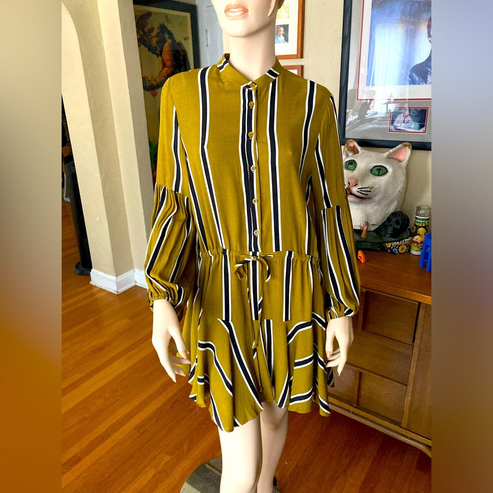 Karlie dress/long top brown mustard color with black and white stripes. Size S